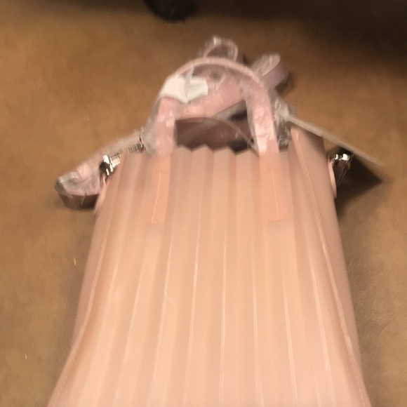 NWT Steve Madden blush crossbody. - Picture 4 of 6